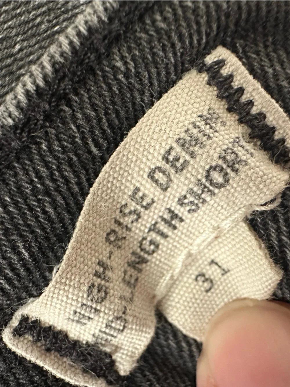 Madewell High-Rise Denim Mid-Length Shorts Washed Black Denim Cutoff Bermuda 31 - Picture 7 of 9